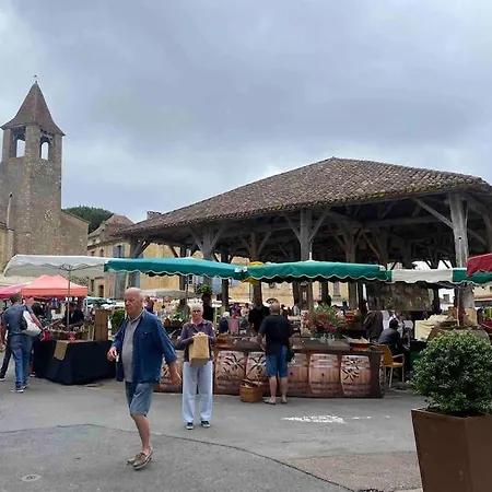 Сasa de vacaciones Maison Historique En Perigord *
